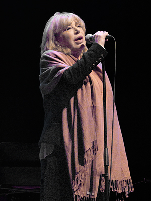 Marianne Faithful, 2011